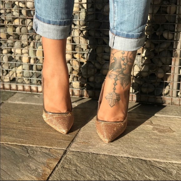 NEW - Women’s Gold Stunning 👠 Heels - Picture 2 of 4